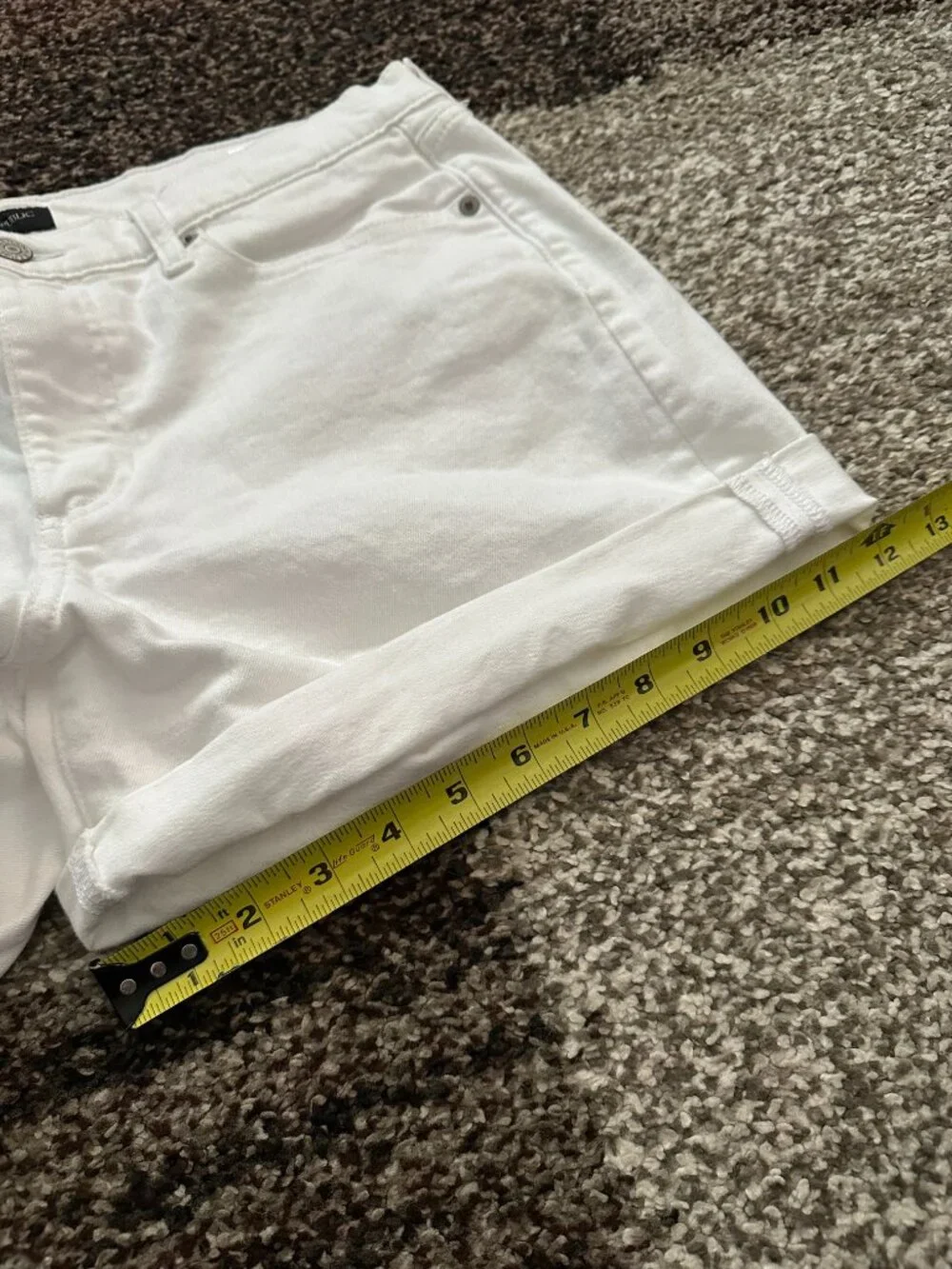 BANANA REPUBLIC (8) White Denim Roll Cuff Shorts 4